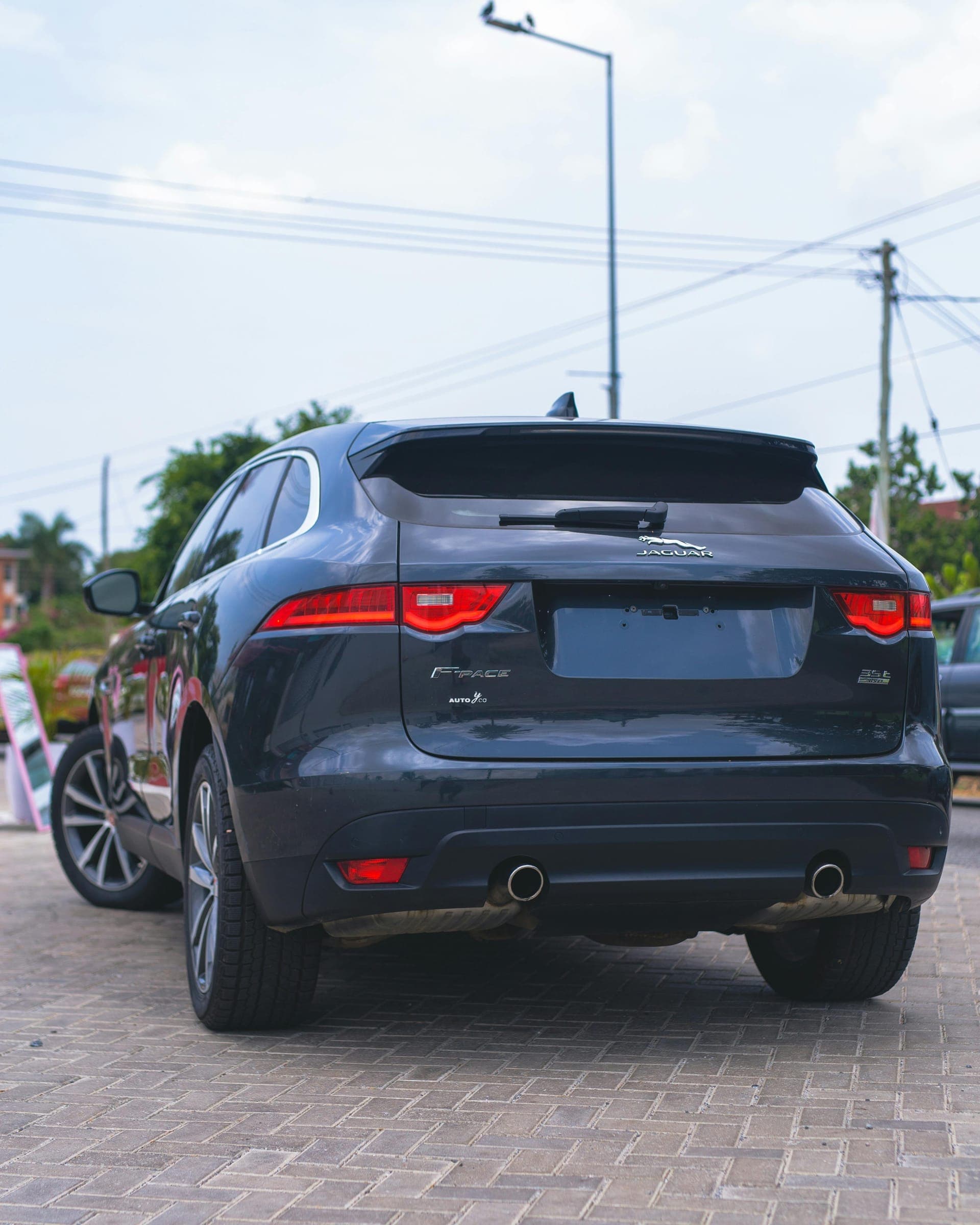 Jaguar F-Pace (Indore)